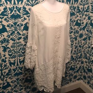 CHELSEA28 NWT IVORY DRESS